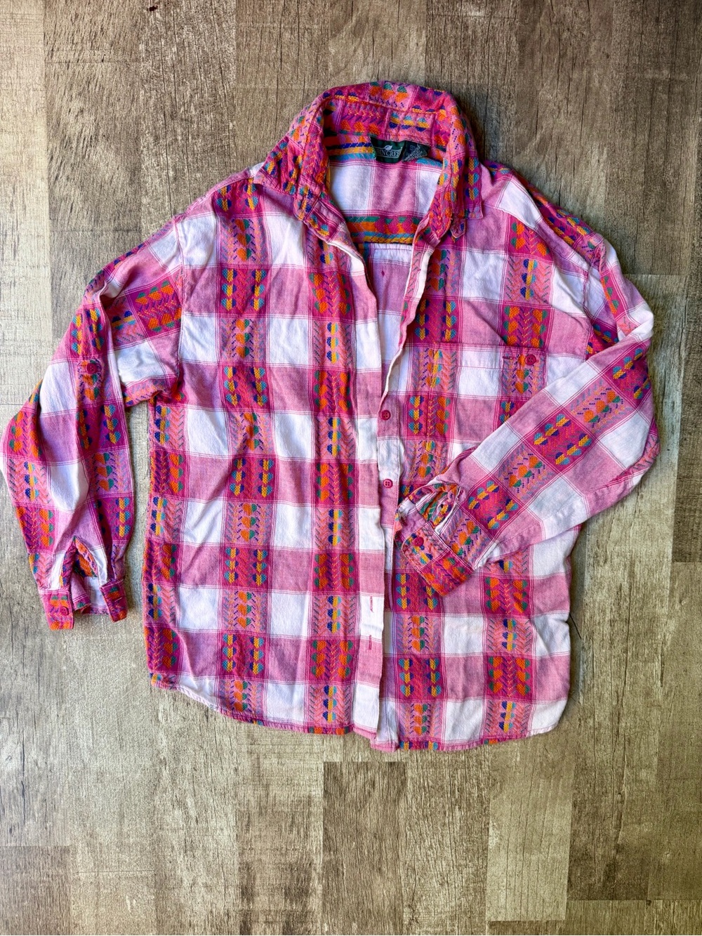 Vintage Cabin Creek Pink Plaid Flannel Shirt Patterned Embroidery Details